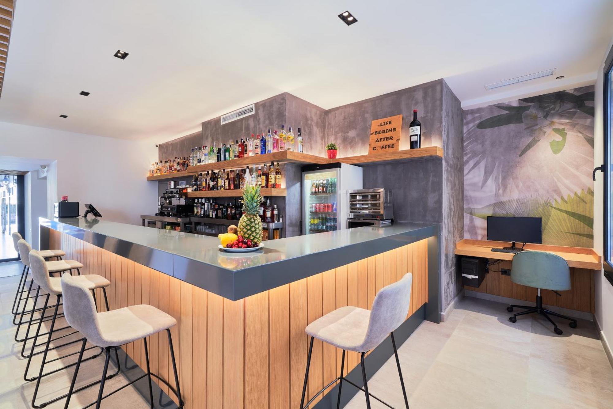 Hostal Sol Y Miel Benalmádena Kültér fotó