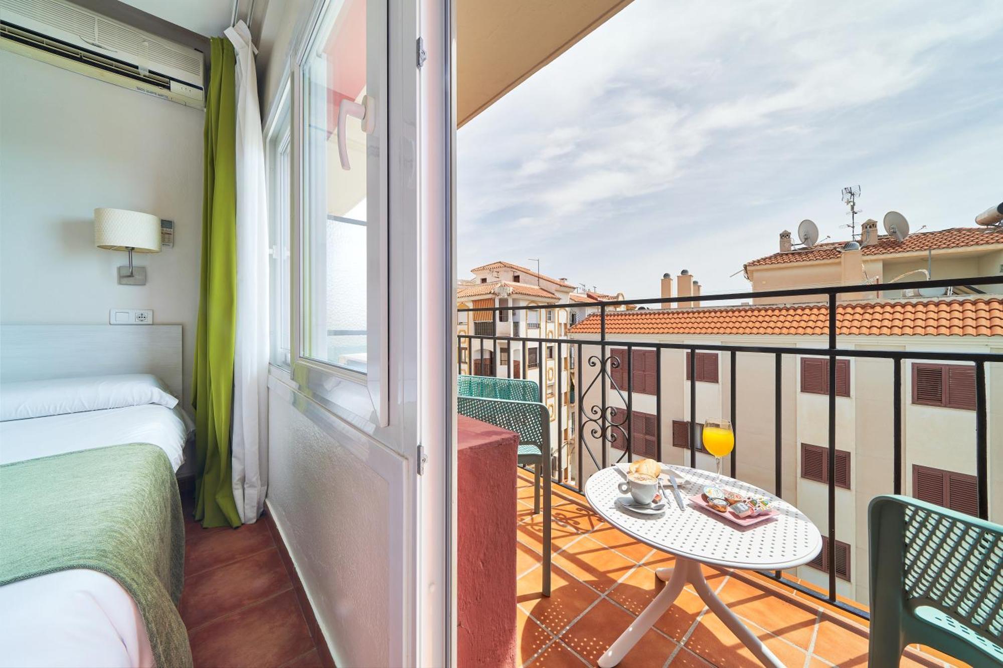 Hostal Sol Y Miel Benalmádena Kültér fotó