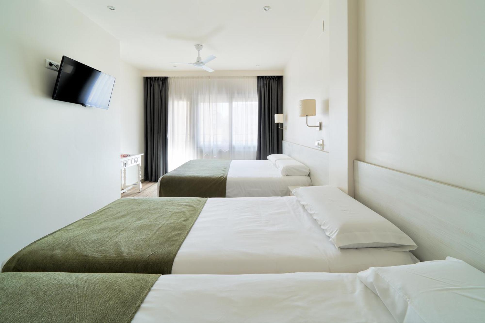 Hostal Sol Y Miel Benalmádena Kültér fotó